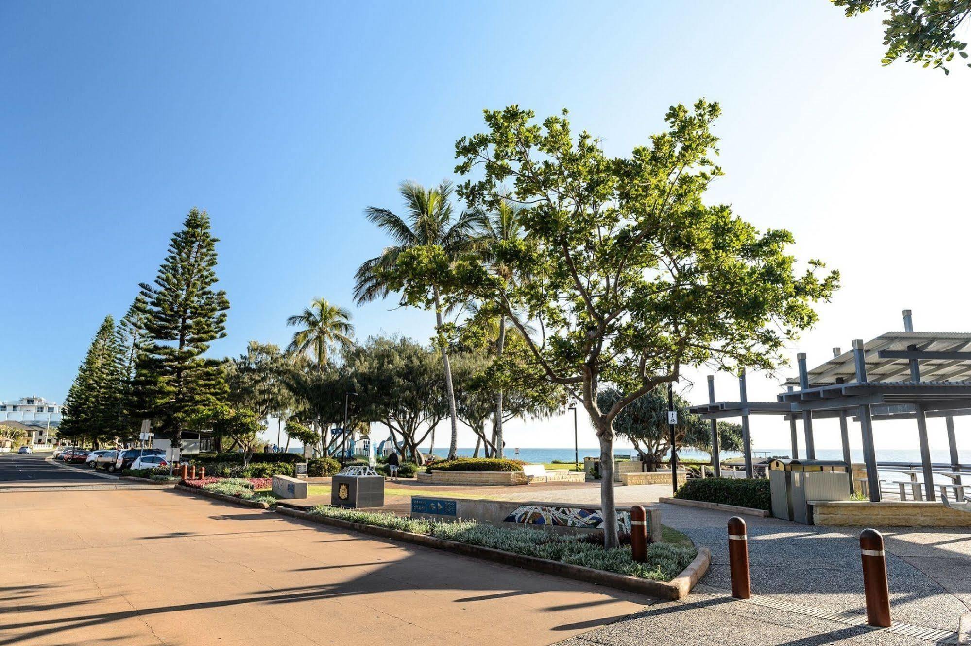 C Bargara Resort Exteriör bild